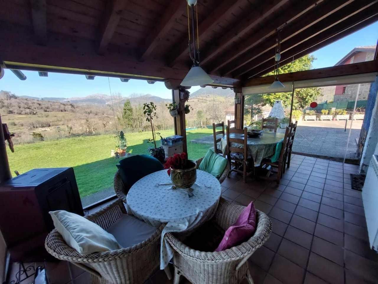 Casa La Gueelina En Asturias Villa Arriondas Kültér fotó